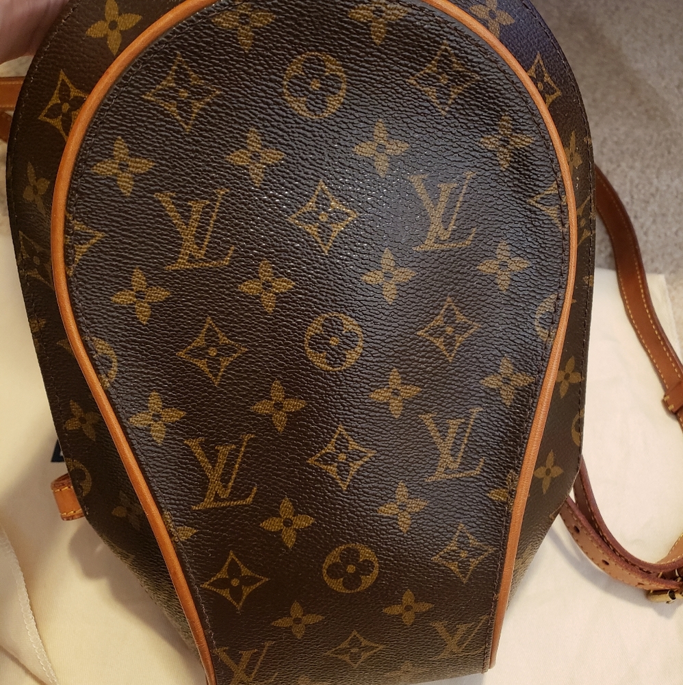 Louis Vuitton Ellipse Backpack - Picture 12 of 12